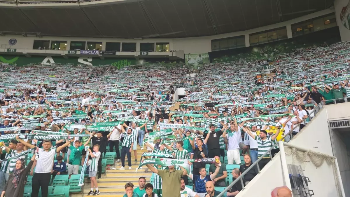 Bursaspor Arnavutköy\'ü 3-1 Geçti