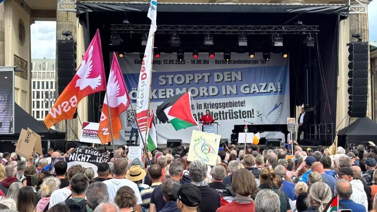Berlin\'de Gazze için Gösteri