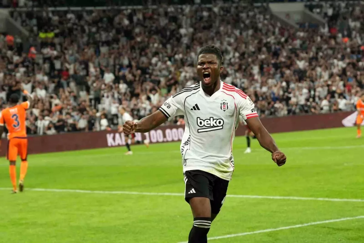 El Bilal Toure Beşiktaş\'taki İlk Golünü Attı