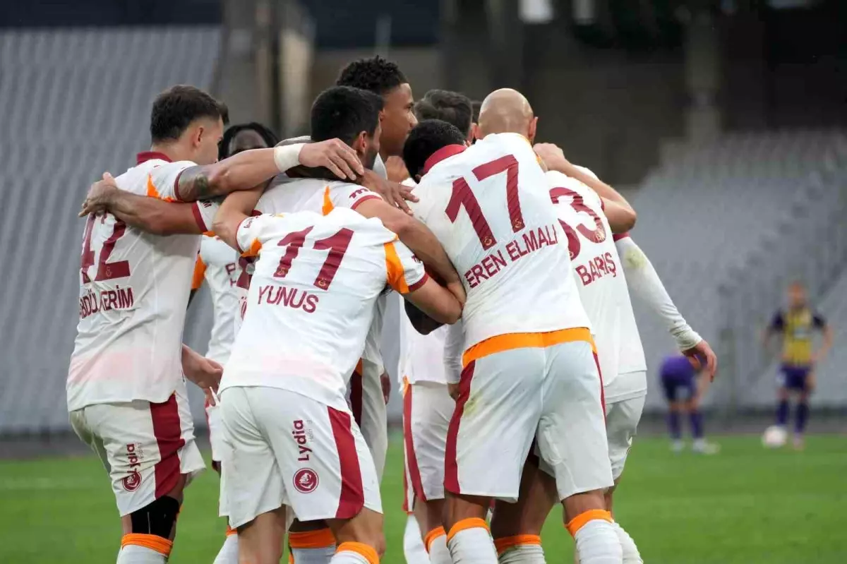 Galatasaray\'ın Galibiyet Serisi 16 Maça Çıktı
