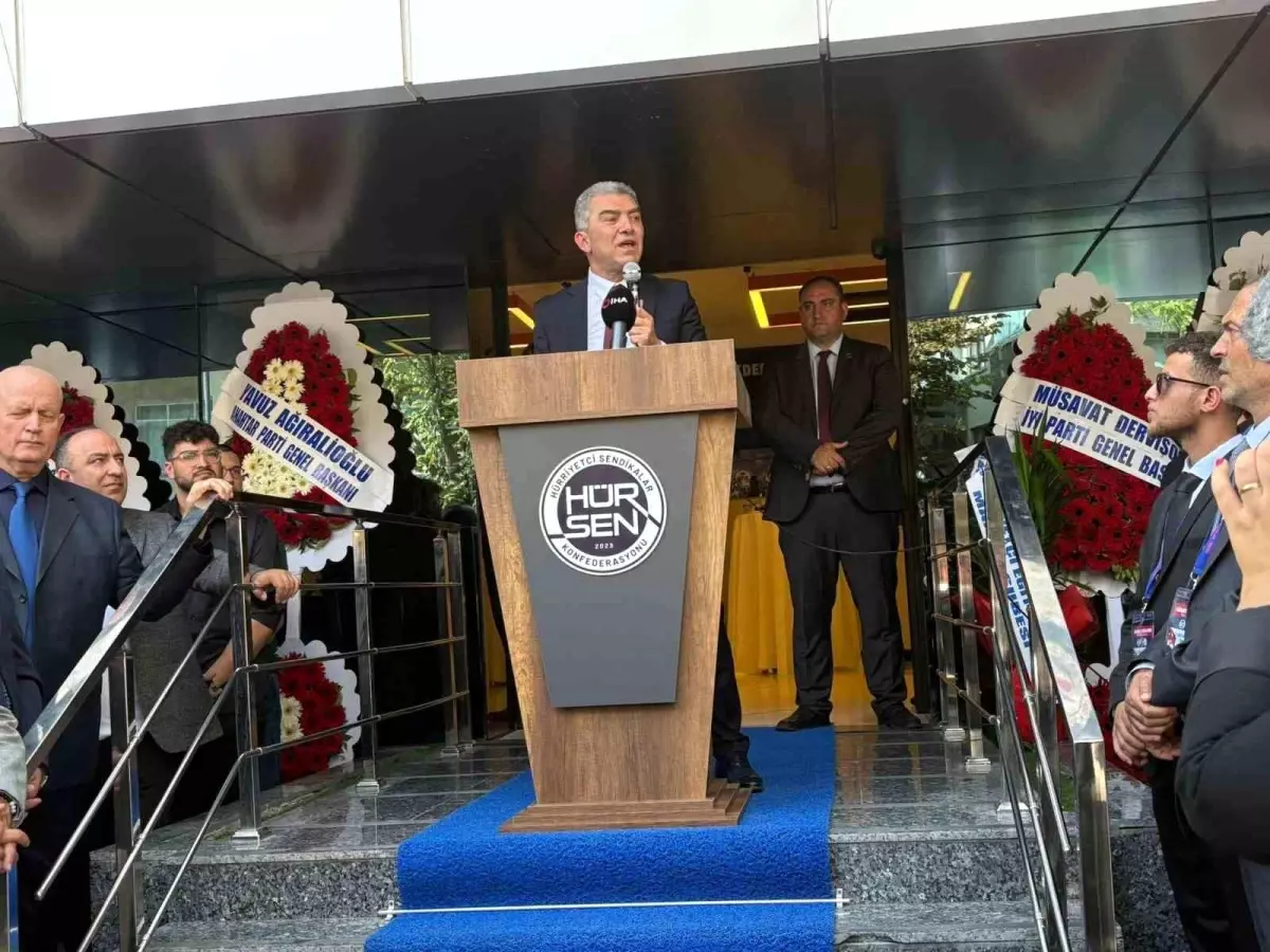 HÜR-SEN\'in Yeni Genel Merkez Binası Açıldı