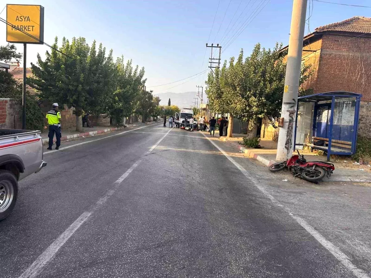 Ödemiş\'te Trafik Kazası: 2 Yaralı