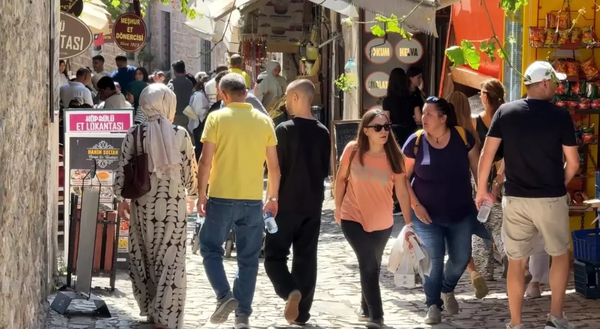 Safranbolu\'da Ziyaretçi Yoğunluğu