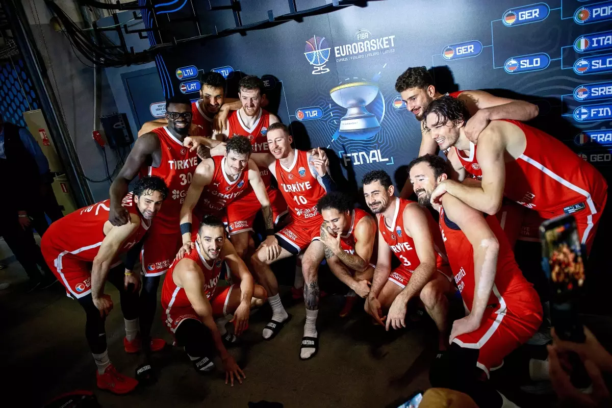 Türkiye, EuroBasket 2025\'te Finale Yükseldi