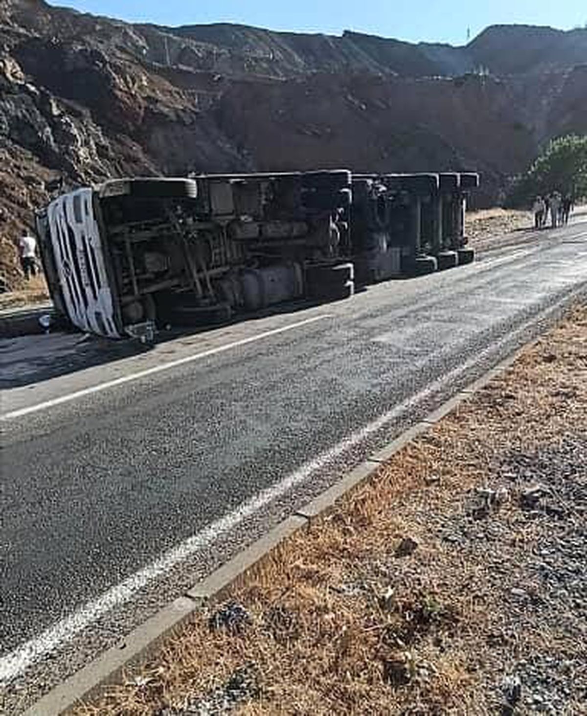 Elazığ\'da Tır Devrildi, Yaralı Yok