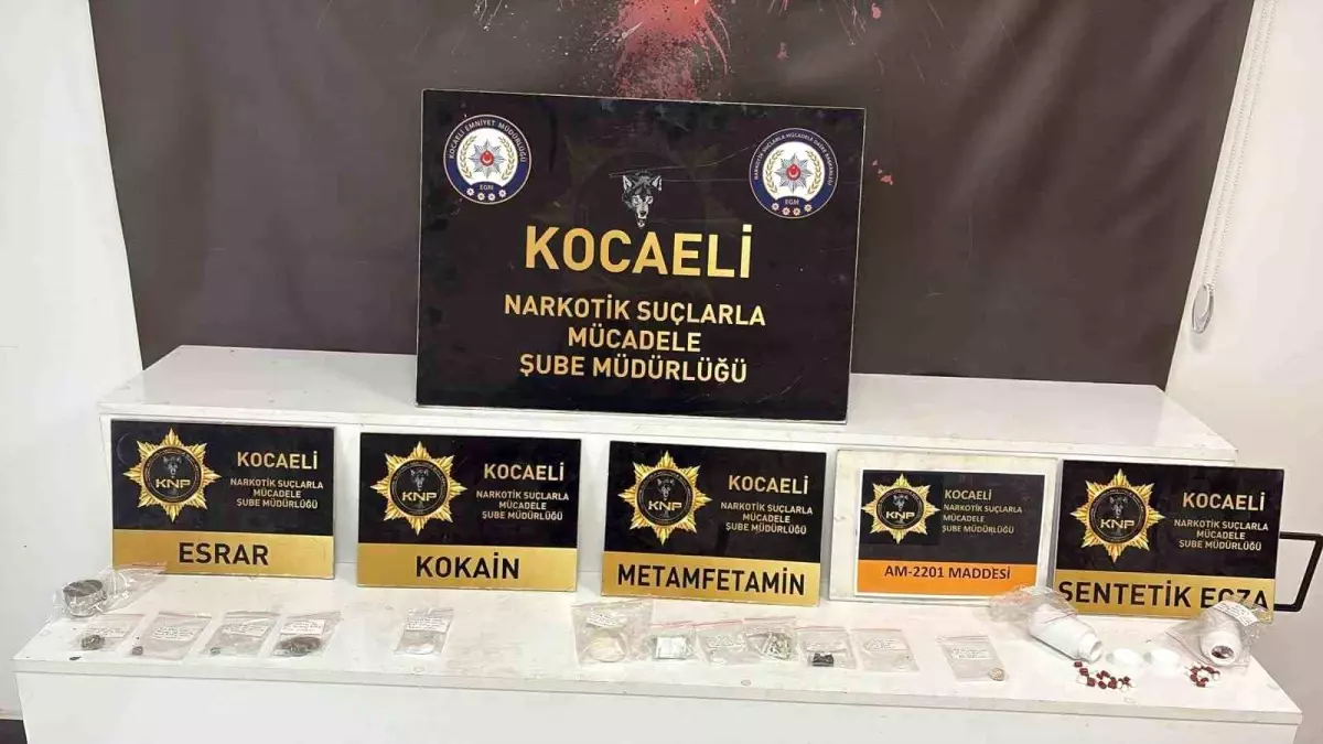 Kocaeli\'de Uyuşturucu Operasyonu: 12 Gözaltı