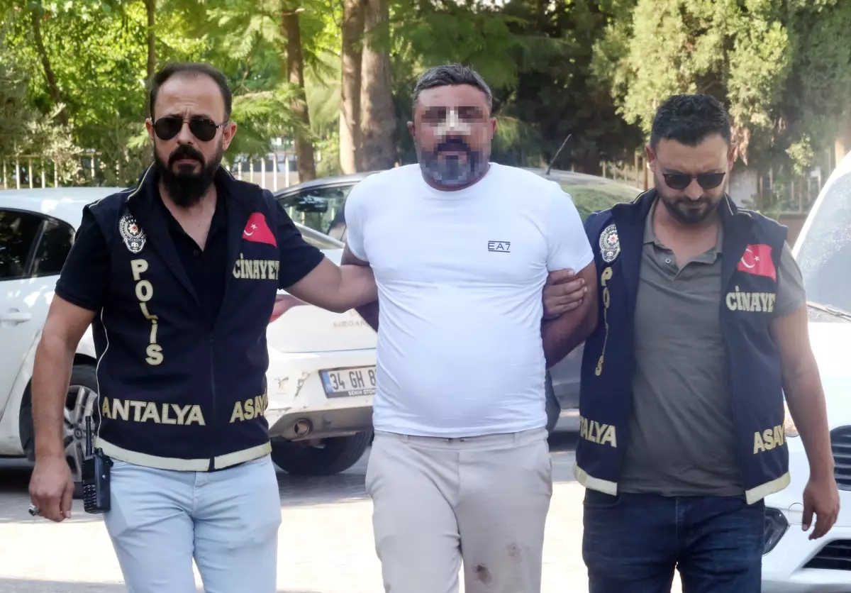 Restoran sahibini vuran zanlı adliyeye sevk edildi