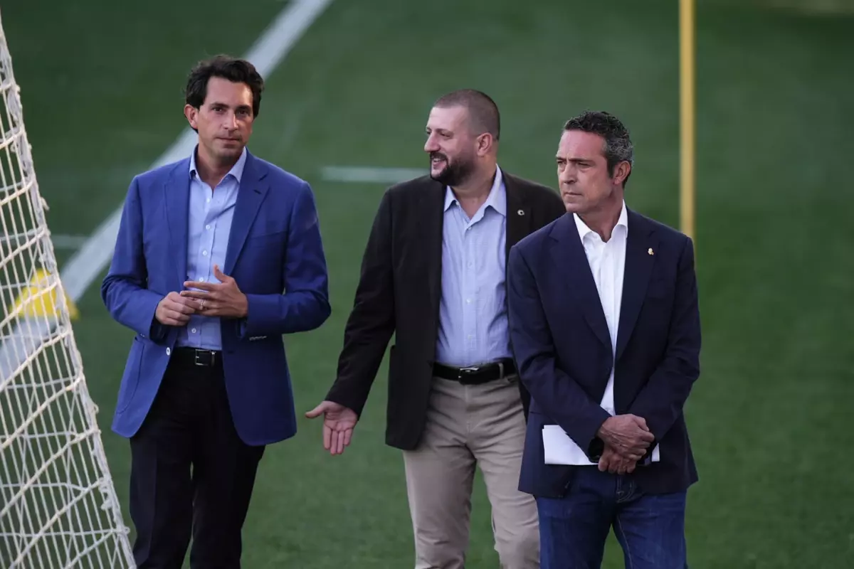 Ali Koç kanadından Trabzonspor\'a 2 görselli cevap: Herkes haddini bilsin