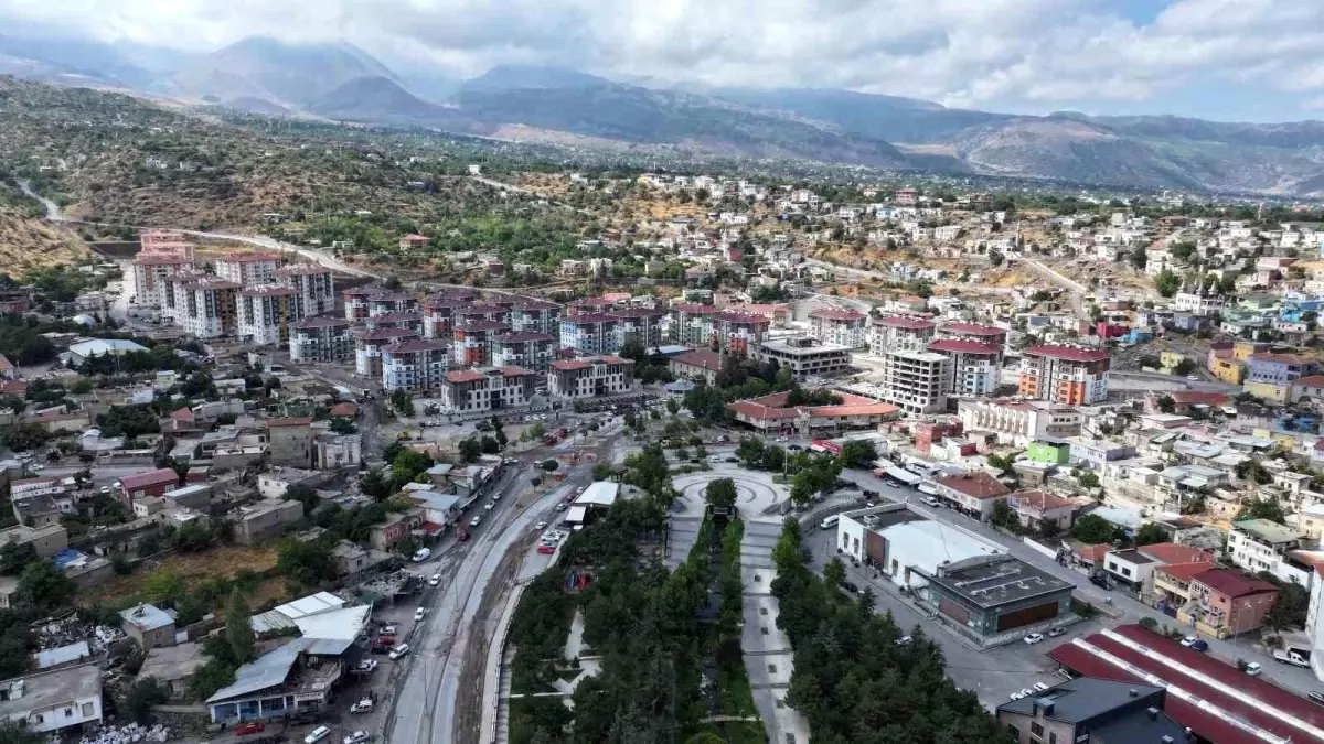 Hacılar\'da Kentsel Dönüşüm Projesinde 552 Konut Teslimi İçin Hazırlıklar Tamamlanıyor