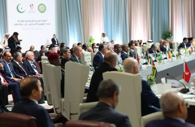Doha'daki zirvenin ardından 25 maddelik bildiri: İsrail'in Katar'a yönelik saldırısını kınıyoruz