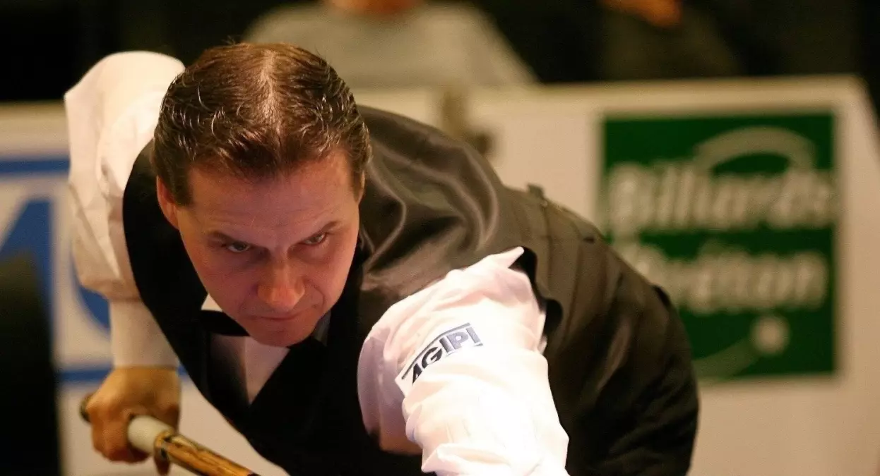 Eddy Merckx İstanbul\'da Bilardo Turnuvasında