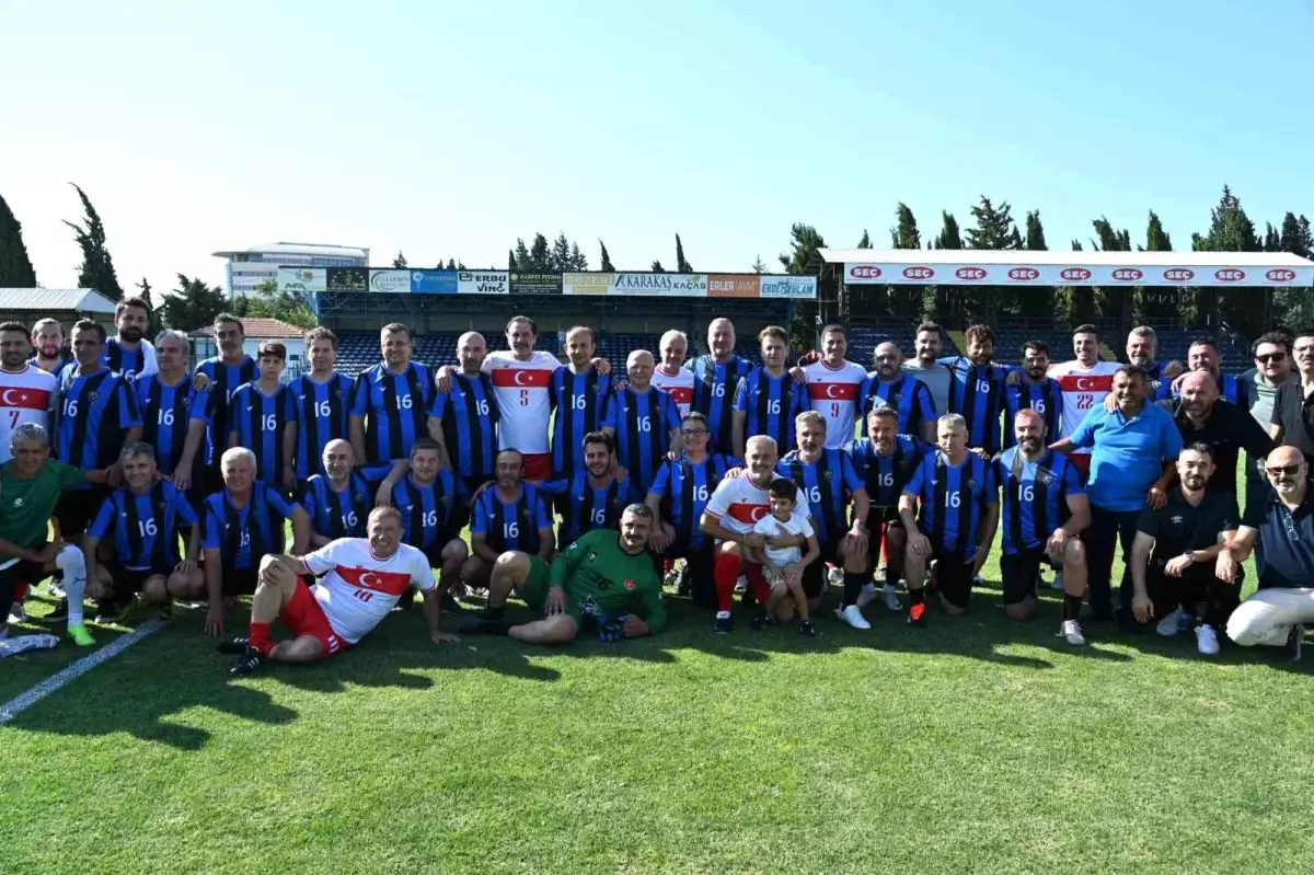 Karacabey\'in Kurtuluşu, Efsane Futbolcularla Kutlandı