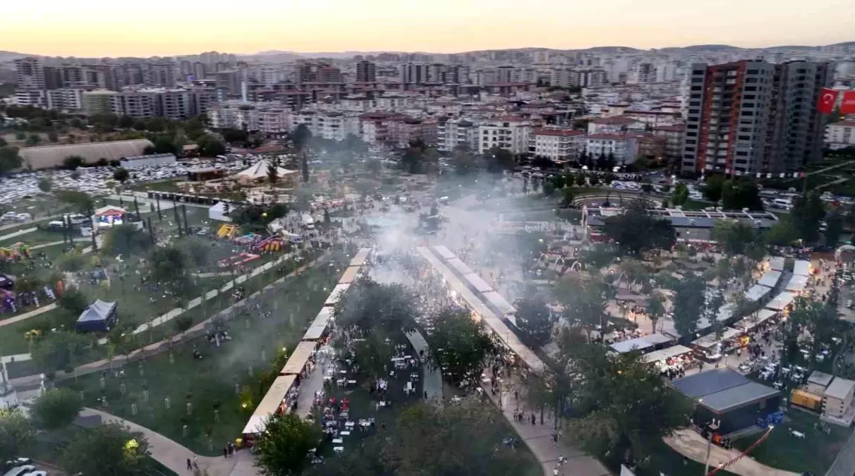 Gaziantep GastroANTEP Festivali\'nde Kebap Dumanı Yükseliyor