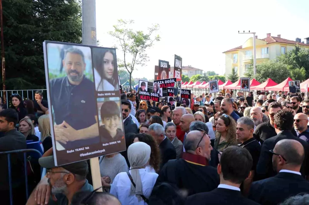 Bolu\'daki Yangın Faciasında Savcılıktan Ağır Mütalaa