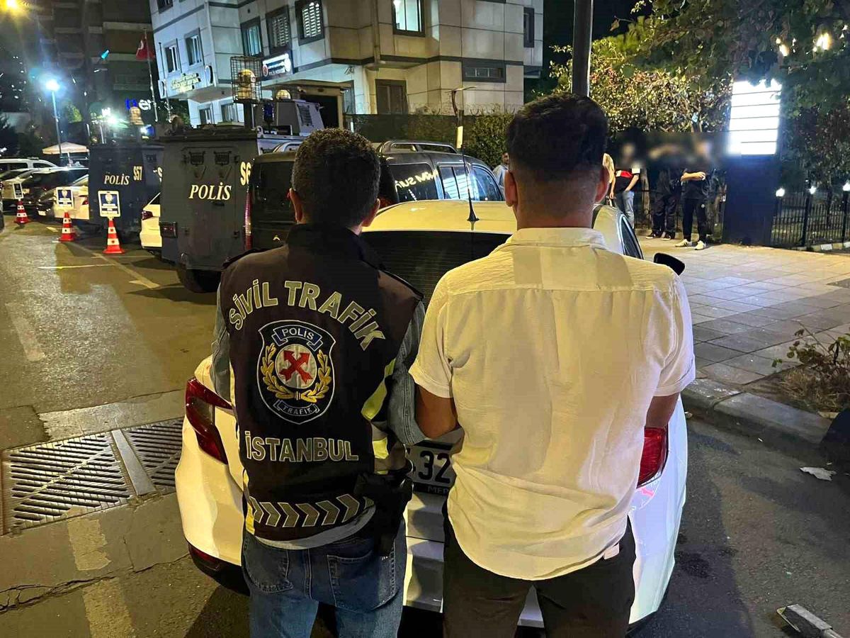 İstanbul\'da Akrobatik Motosiklet Ceza