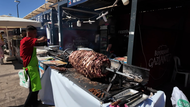 Michelin yıldızlı şeflerin buluştuğu festival! Başkan Şahin kurulan sistemi gururla anlattı