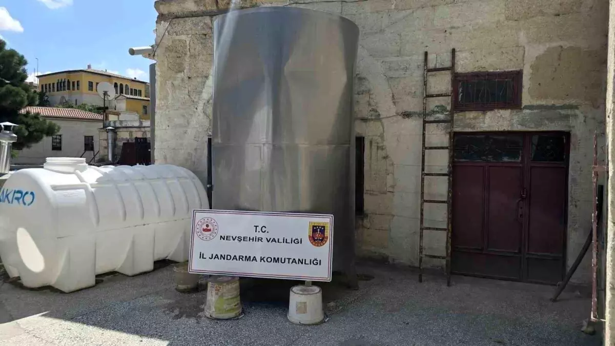 Nevşehir\'de 8 bin litre sahte içki ele geçirildi