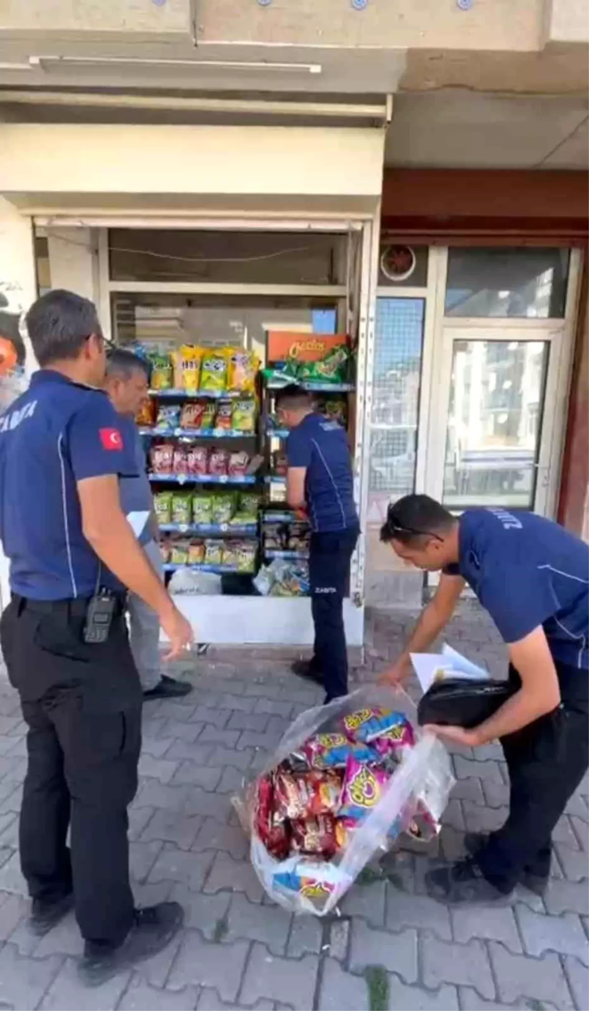 Sivas\'ta Son Tüketim Tarihi Geçmiş Cipsler Ele Geçirildi