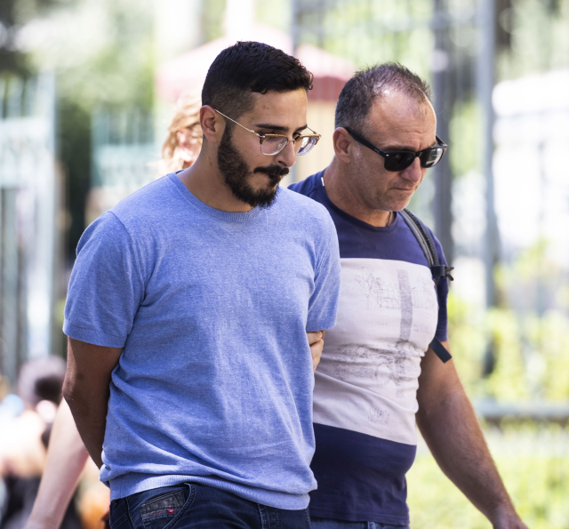 'Tinder Avcısı' en sonunda yakayı ele verdi