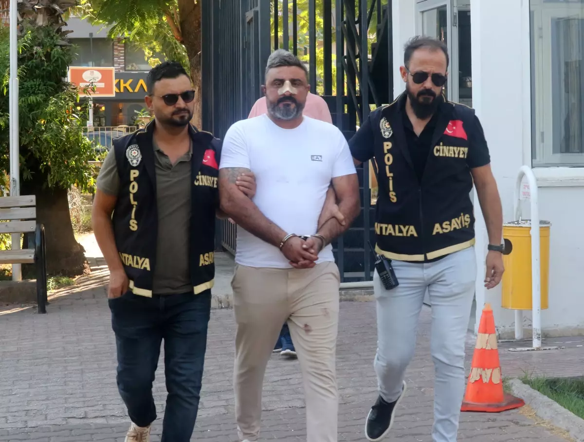 Antalya\'da Restoran Sahibi Cinayetinde Tutuklama