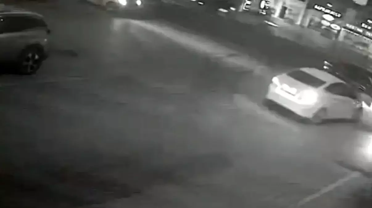 Yalova\'da Makam Aracının Karıştığı Trafik Kazası