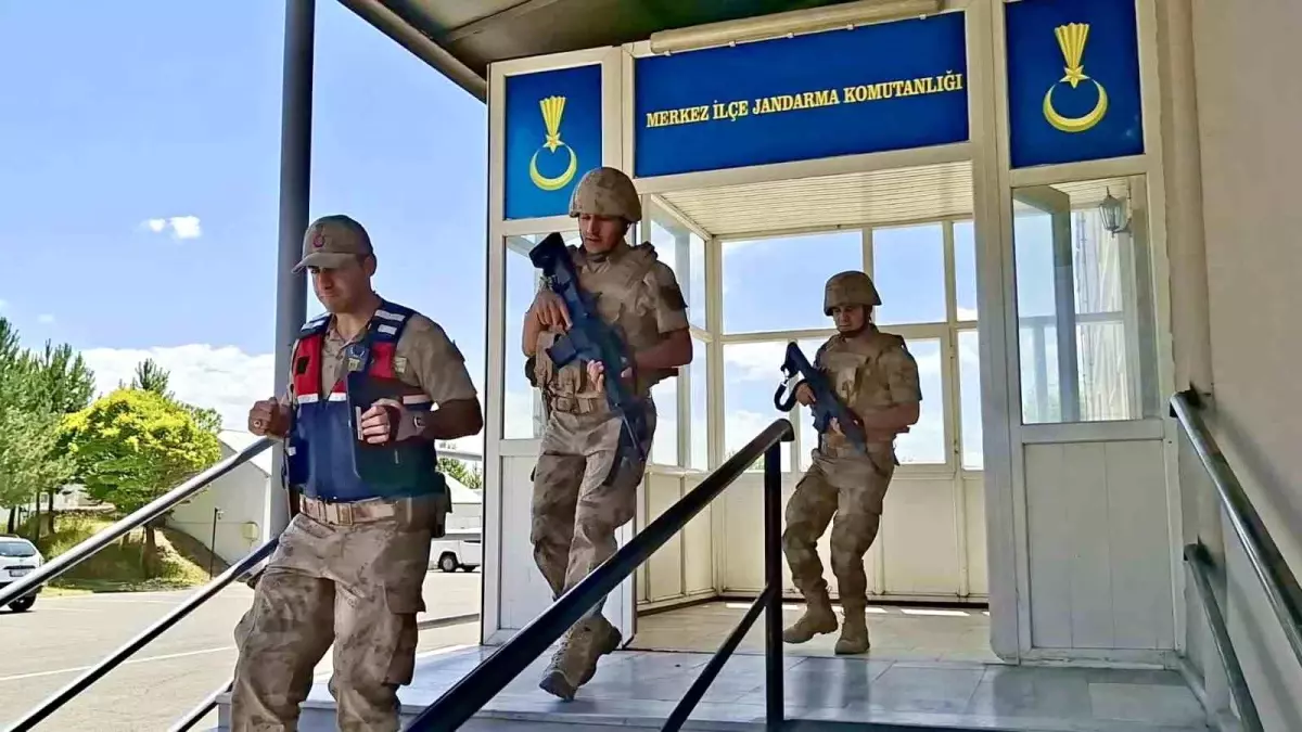 Ağrı Jandarma\'ya Tablet Desteği