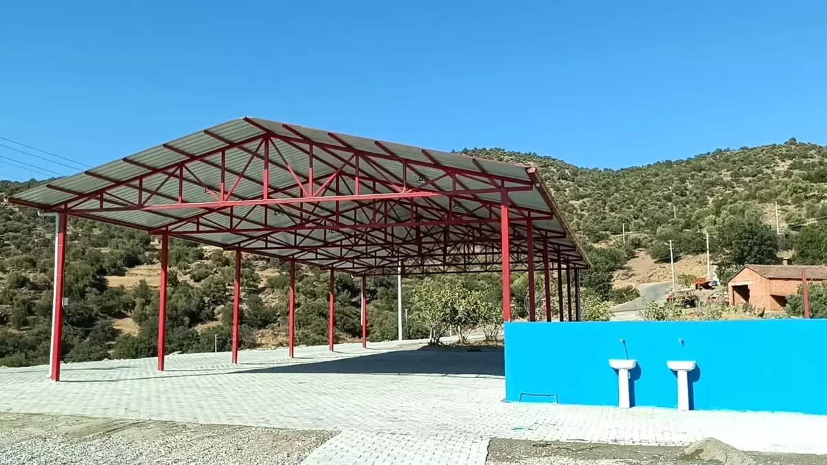 Abdullah Karıncalı\'dan Köyüne Sosyal Tesis Bağışı