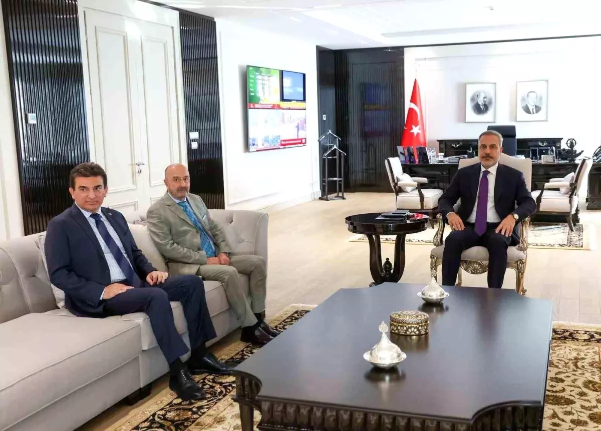 Hakan Fidan OYAK Yönetimi ile Görüştü