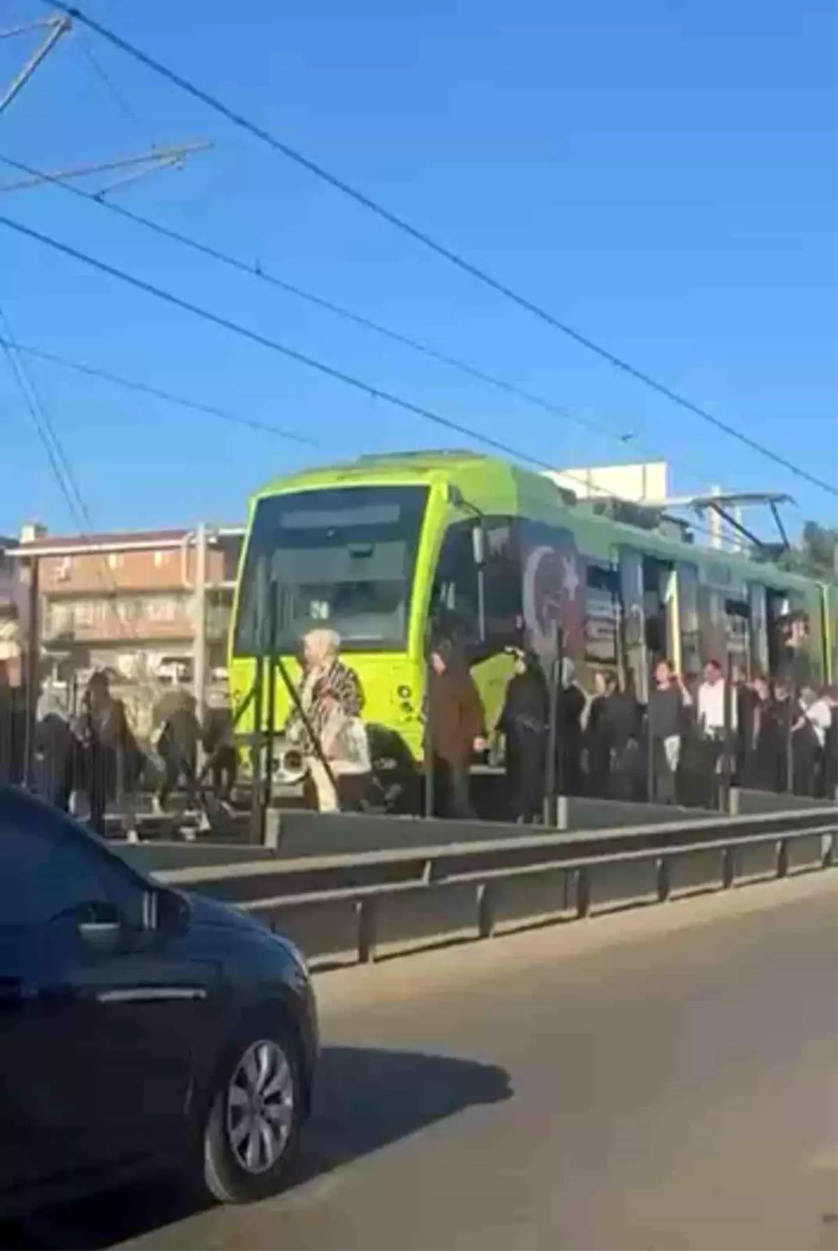 Bursa\'da Metro Arızası: Seferler Tekrar Başladı