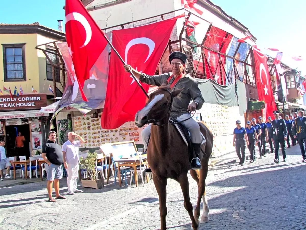 Çeşme\'nin kurtuluşunun 103. yıldönümü kutlandı