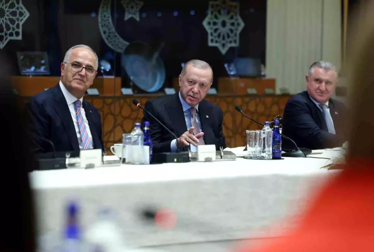 Erdoğan, Voleybol Takımı\'nı Kabul Etti