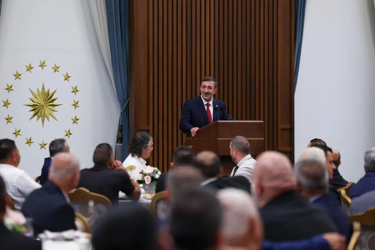 Yılmaz, KKTC Muhtarlarıyla Bir Araya Geldi