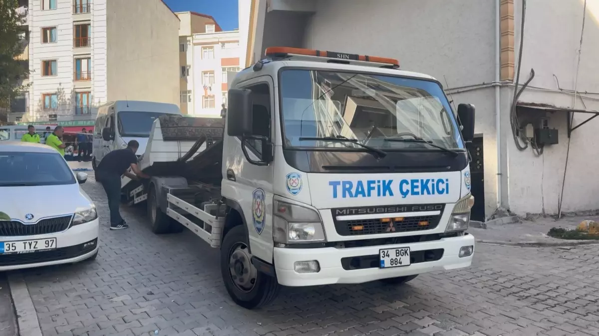 Esenyurt\'ta Trafik Kazası: 1 Yaşındaki Çocuk Hayatını Kaybetti