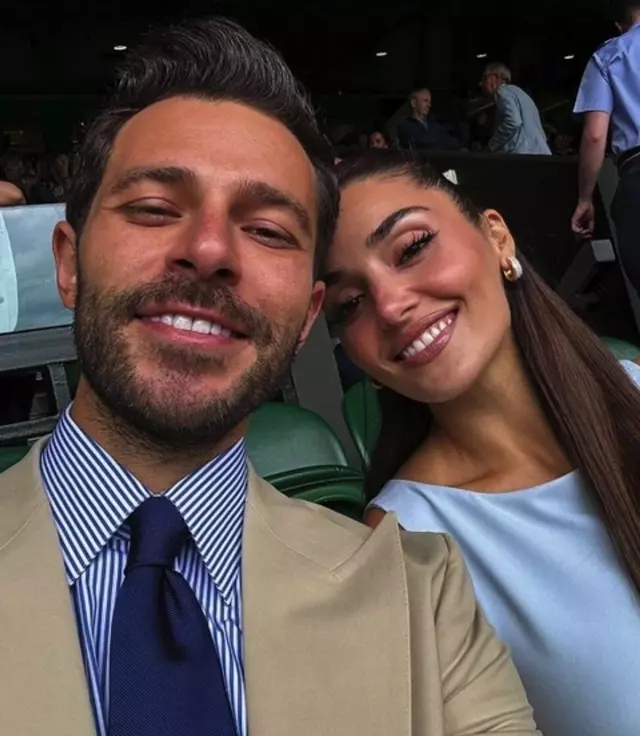 Hande Erçel'den Ayrılık Sonrası Banyo Pozu