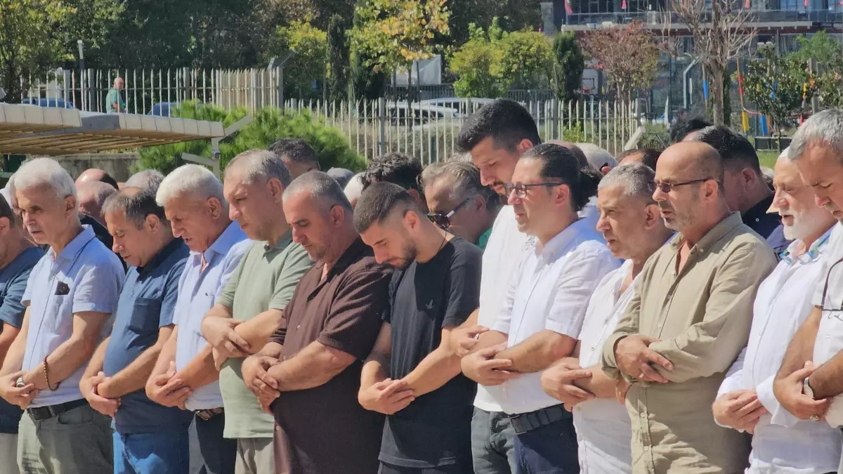 Kaza Sonucu Hayatını Kaybeden Korkmaz Çifti İçin Cenaze Töreni