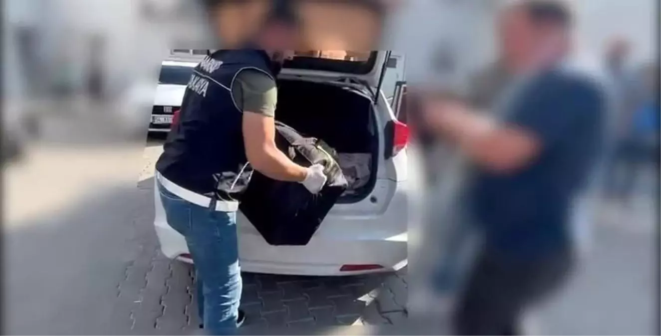 Sakarya\'da Uyuşturucu Operasyonu: 5 Tutuklama