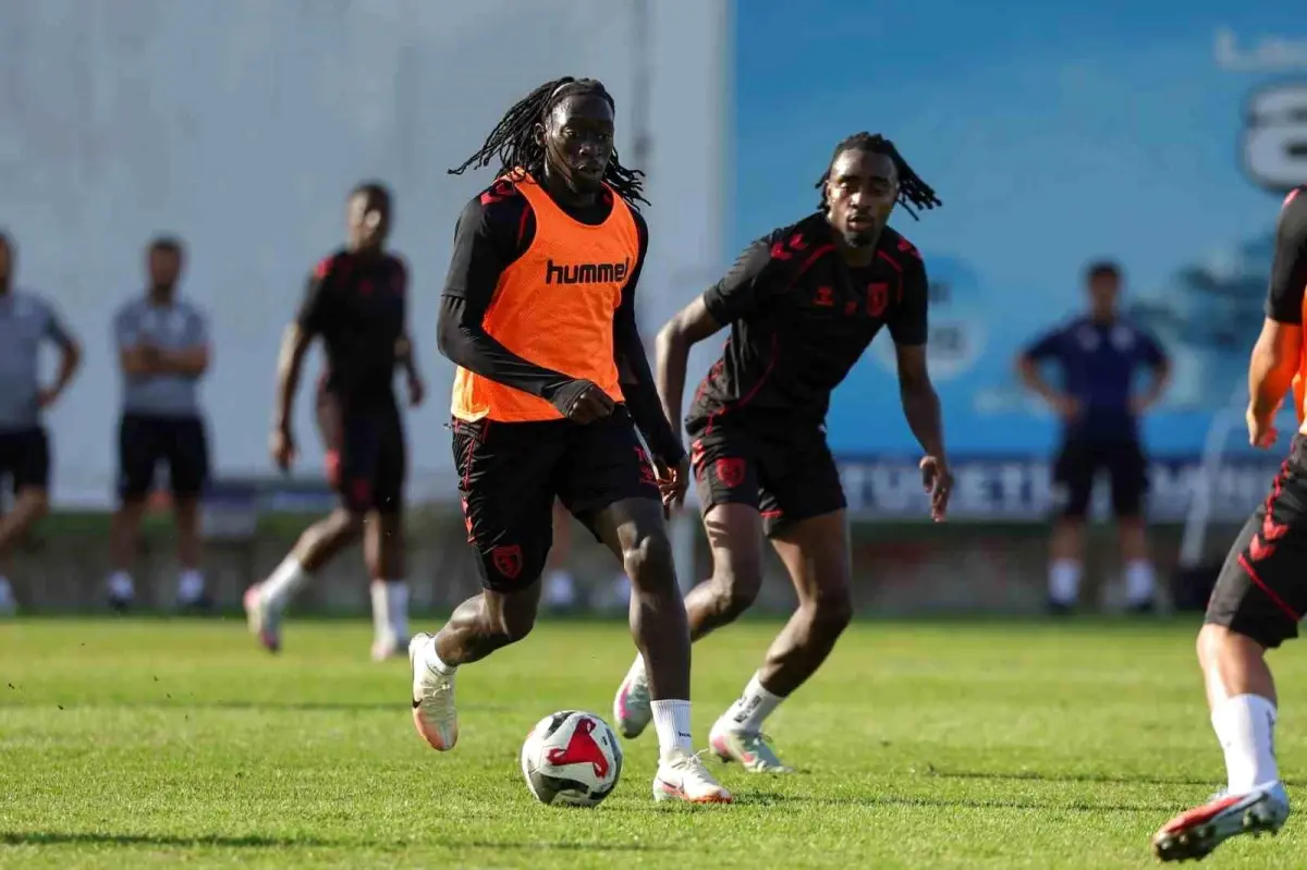 Samsunspor Kasımpaşa\'yı Ağırlıyor