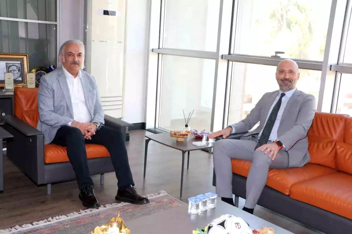 Söke\'de Kaymakam ve Belediye Başkanı Hizmetleri Görüştü