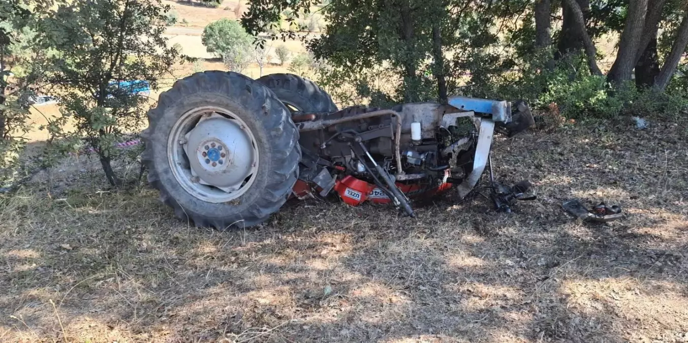 Traktör Devrildi: Sürücü Hayatını Kaybetti