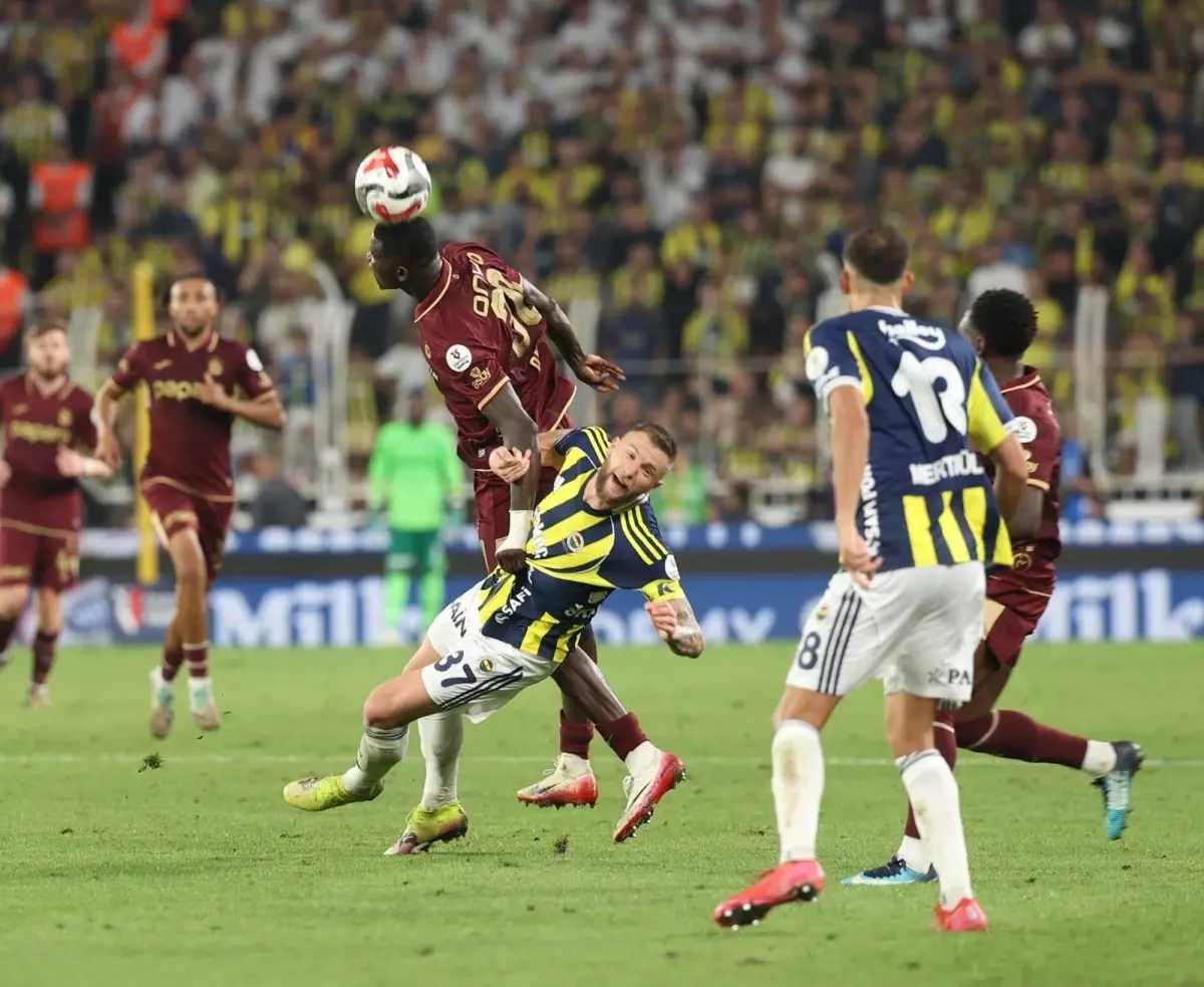 Onuachu, Fenerbahçe Maçında Parladı