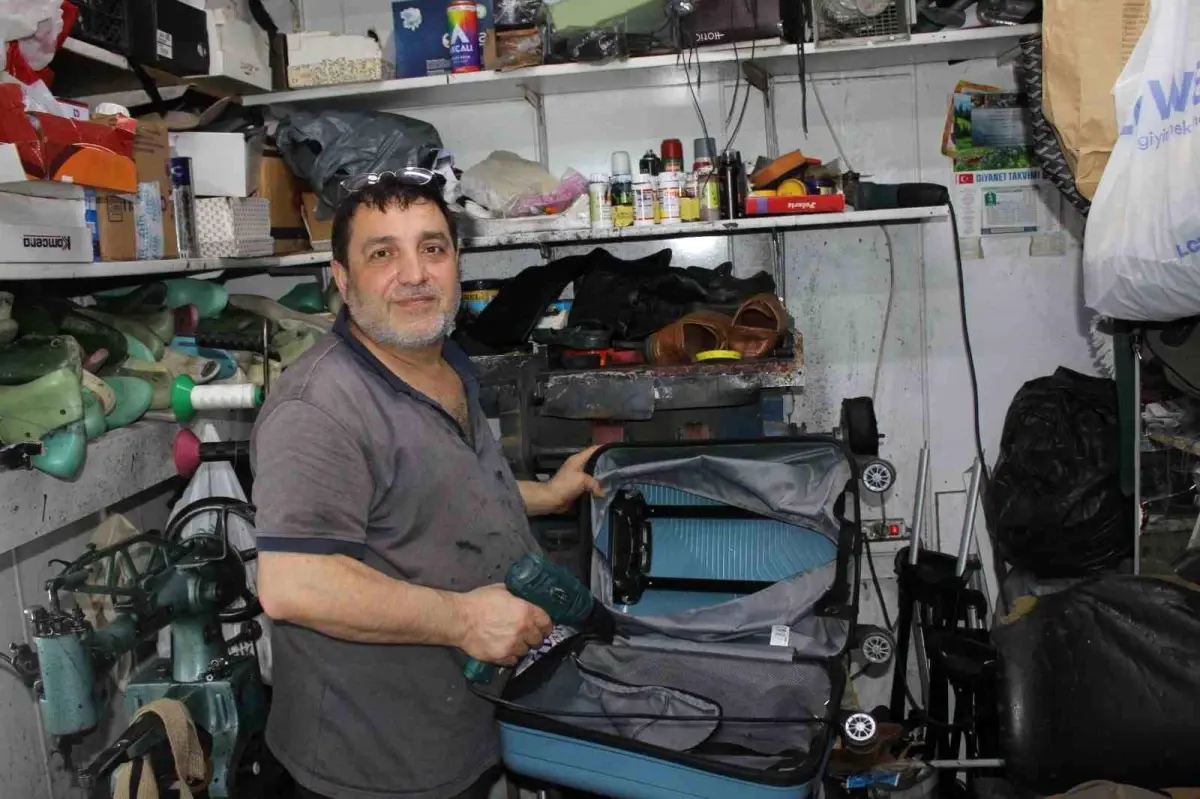 40 Yıldır Ayakkabı Tamiri Yapıyor