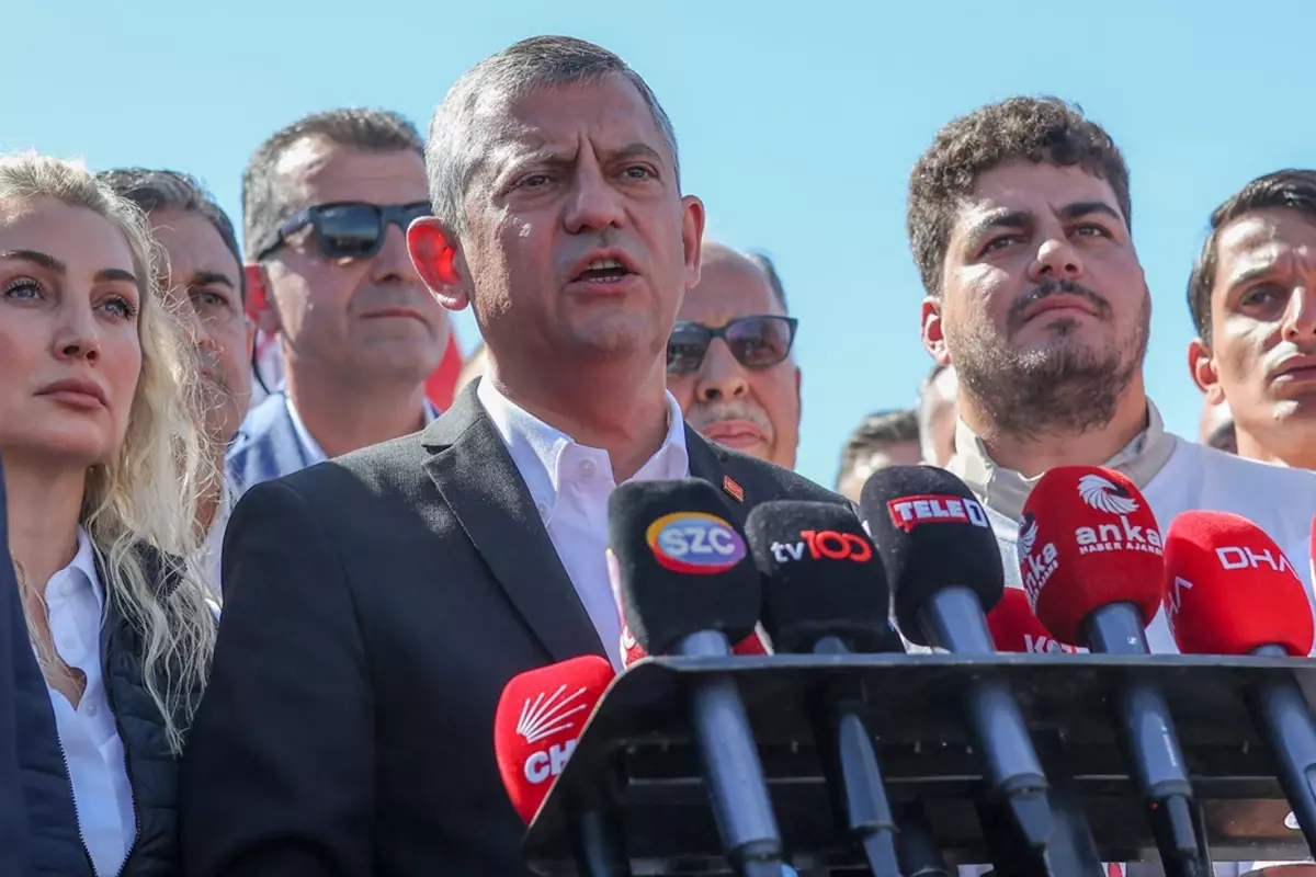 AK Parti\'den Özel\'in Bayrampaşa iddiasına jet yanıt: Vakit kaybetmeden suç duyurusunda bulunmalı