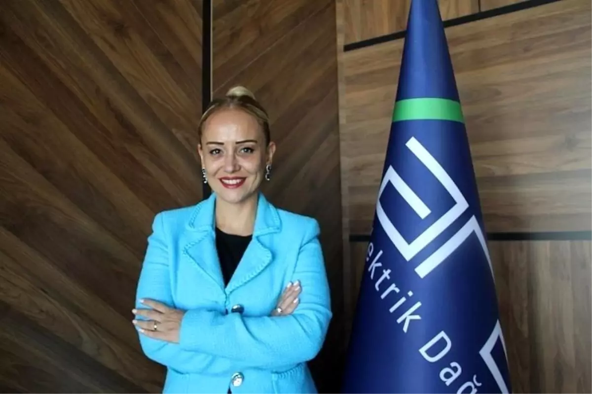 Arzu Miroğlu\'na Mesleki Başarı Ödülü