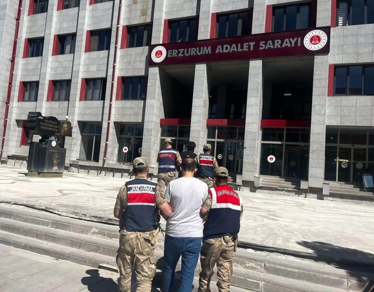 Erzurum\'da Terör Propagandası Yapan 2 Kişi Yakalandı