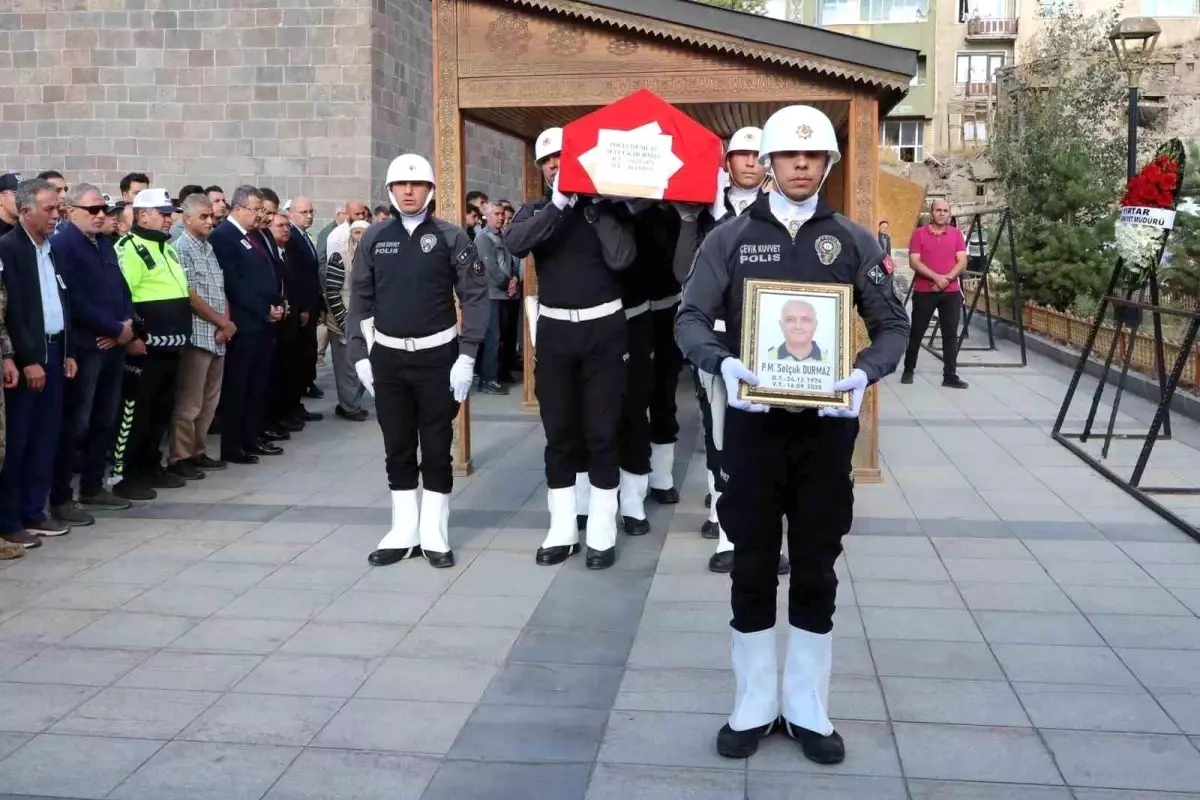 Polis Memuru Selçuk Durmaz Hayatını Kaybetti