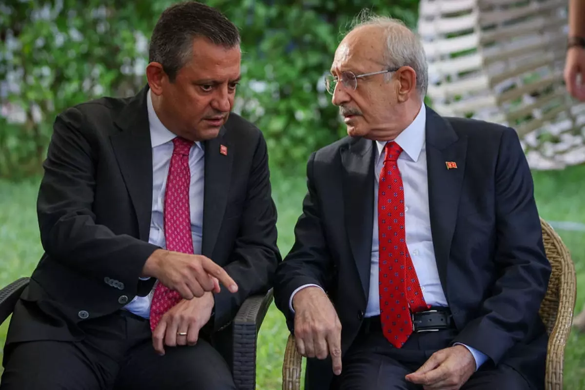 Kılıçdaroğlu ve Özgür Özel\'den sürpriz buluşma