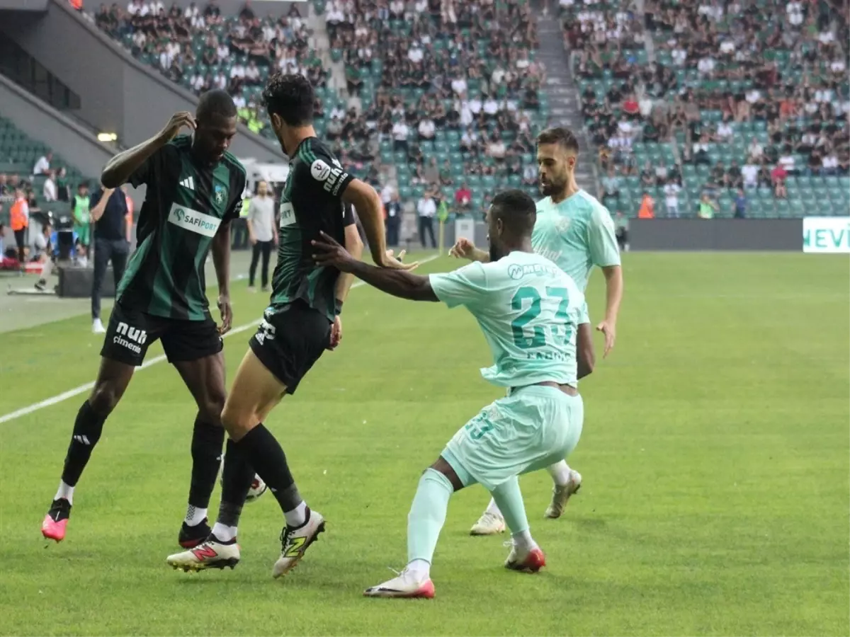 Kocaelispor\'un Süper Lig Başlangıcı Hayal Kırıklığı