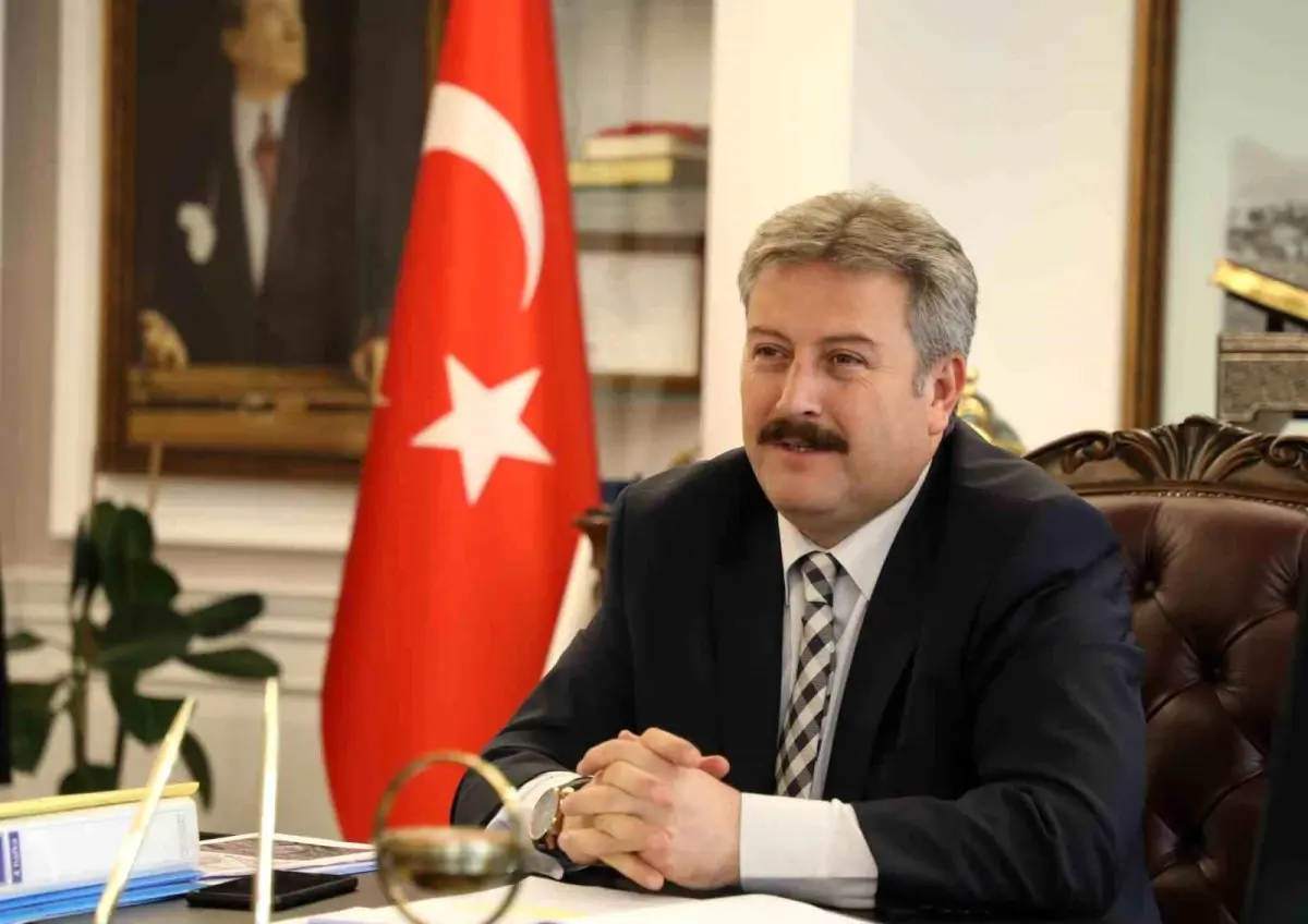 Melikgazi Belediyesi\'nden 5 Bin Öğrenciye Çanta ve Kırtasiye Desteği