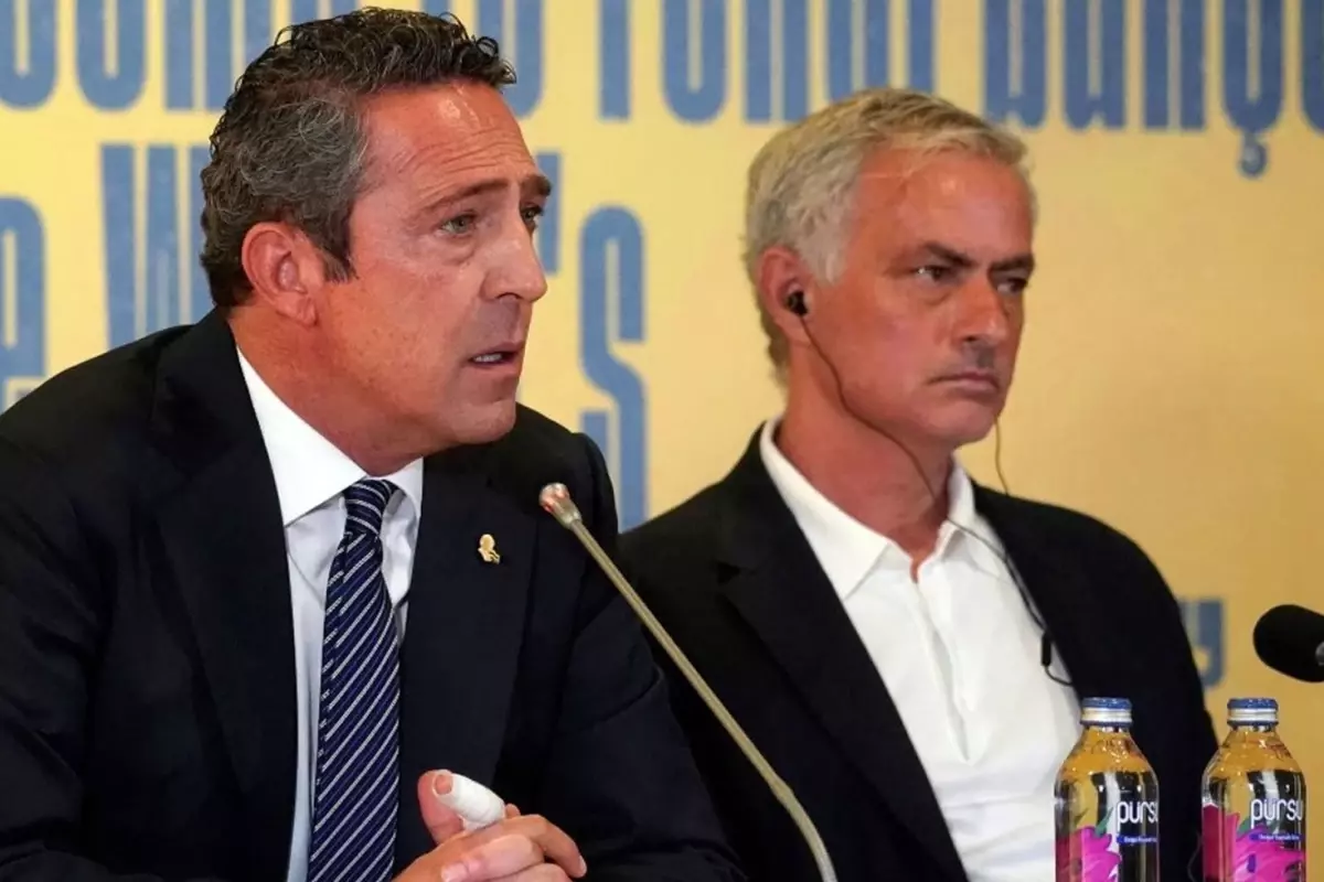 Mourinho\'nun Benfica ile anlaştığını duyan Ali Koç tek cümle edebildi