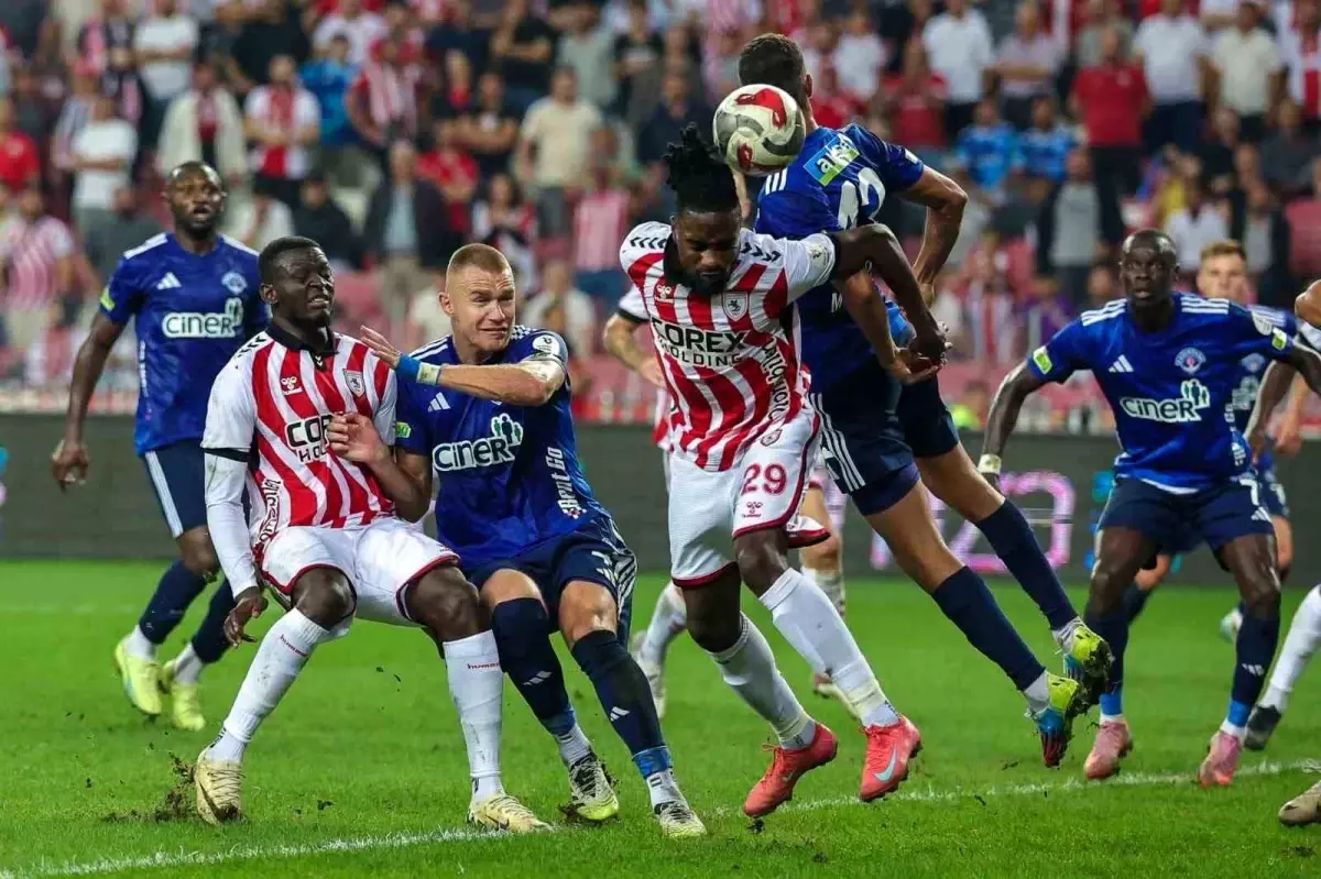Samsunspor ve Kasımpaşa Golsüz Berabere